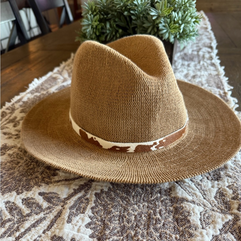 Wyeth Tan Open Weave Fedora Hat